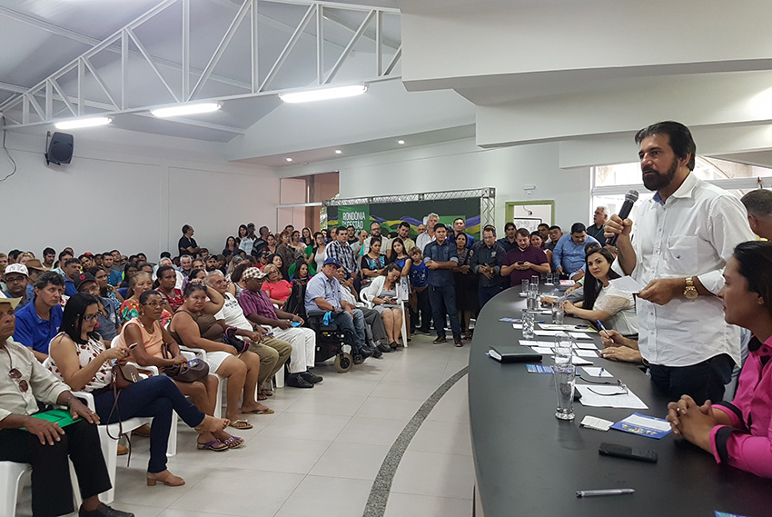 Raupp no lançamento  do 