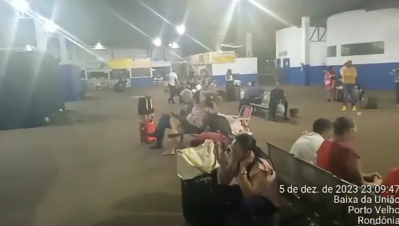 Em São Paulo, descaso com a Praça da Sé assusta moradores e visitantes