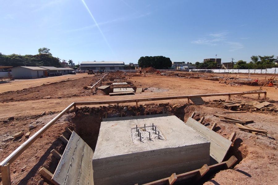 RODOVIÁRIA: Parte da estrutura metálica do novo terminal começa a ser ...