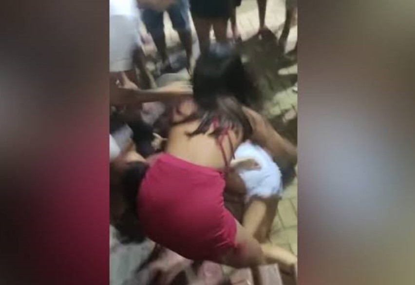 CIÚMES: Mulher é presa por agredir a companheira na região Central