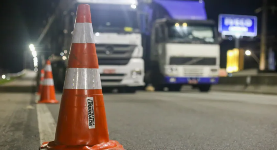 NORMALIDADE: PRF já eliminou 192 bloqueios em rodovias, diz ministro da Justiça