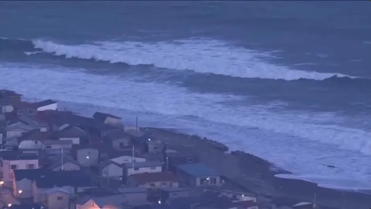 DESASTRE NATURAL: Terremoto de magnitude 7,5 atinge Japão e gera alerta de tsunami