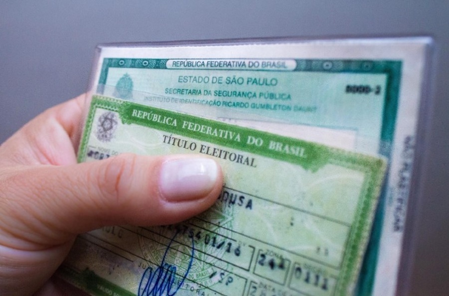 VOTANTES: Maioria do eleitorado brasileiro tem ensino médio completo