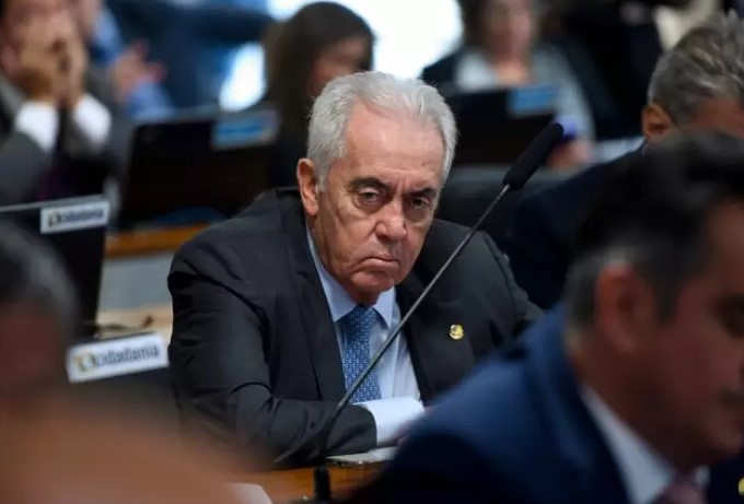 6X1: Comissão do Senado aprova PEC do fim da escala, com regra de transição