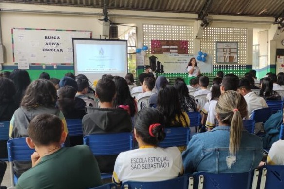 AÇÃO: Escolas estaduais recebem conscientização sobre crise hídrica