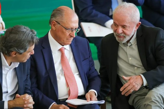 TAXAÇÃO: 'Lei da reciprocidade econômica deve ser regulamentada até terça', diz Alckmin