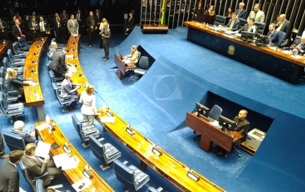 ALCOLUMBRE: Presidente do Senado adia votação da PEC da Segurança Pública