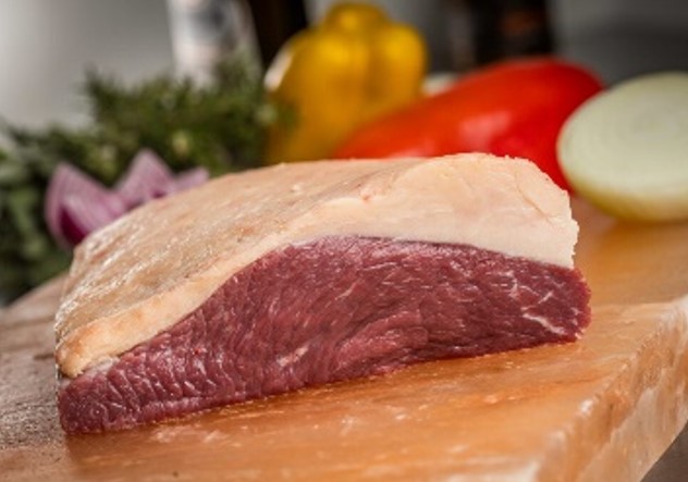 EFEITO TRUMP: Tarifa dos EUA e baixa procura derrubam carne bovina