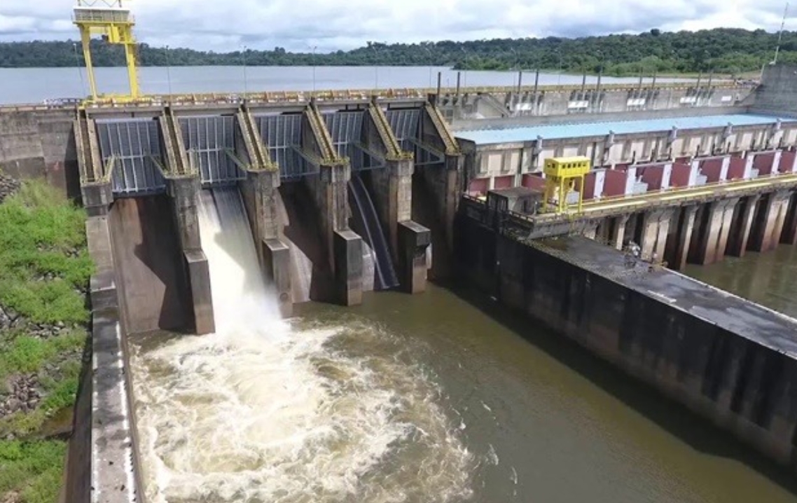 IMPACTO NO BAIXO MADEIRA: Usina de Samuel abrirá comportas e pode elevar nível do Rio Jamari