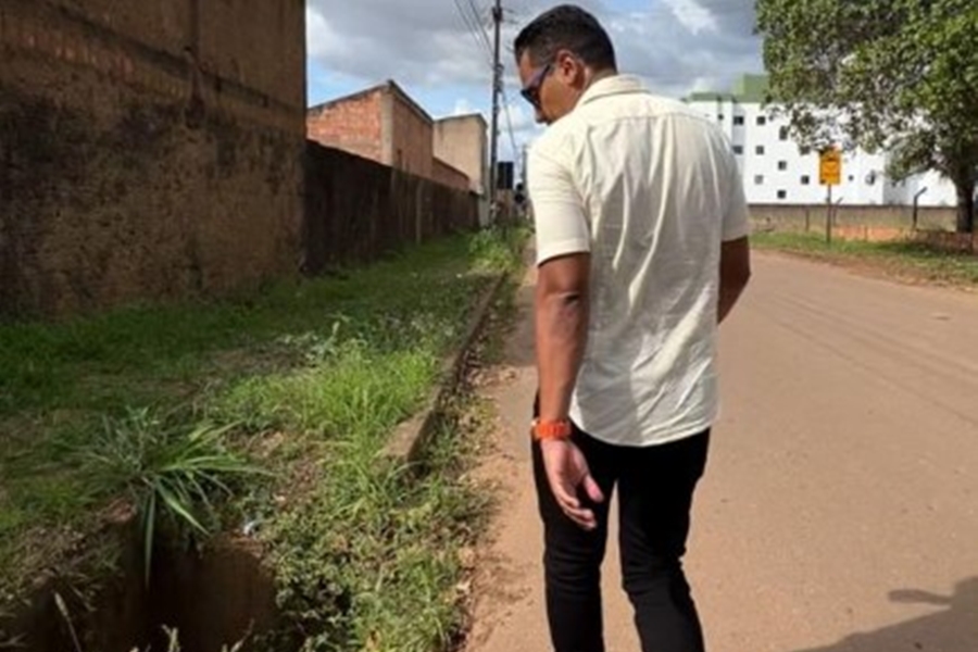 DR. GILBER: Vereador vistoria ruas do bairro Nova Horizonte e cobra melhorias