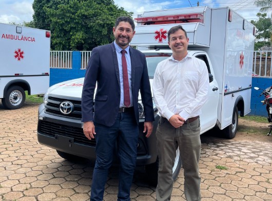 MÁRCIO PACELE: Nova ambulância reforça a saúde de Vista Alegre graças à emenda do vereador