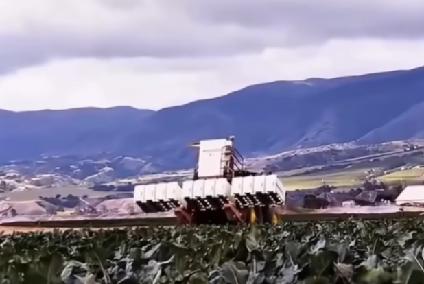 FIM DO AGROTÓXICO: Robô à laser elimina ervas daninhas evitando o uso de veneno em alimentos