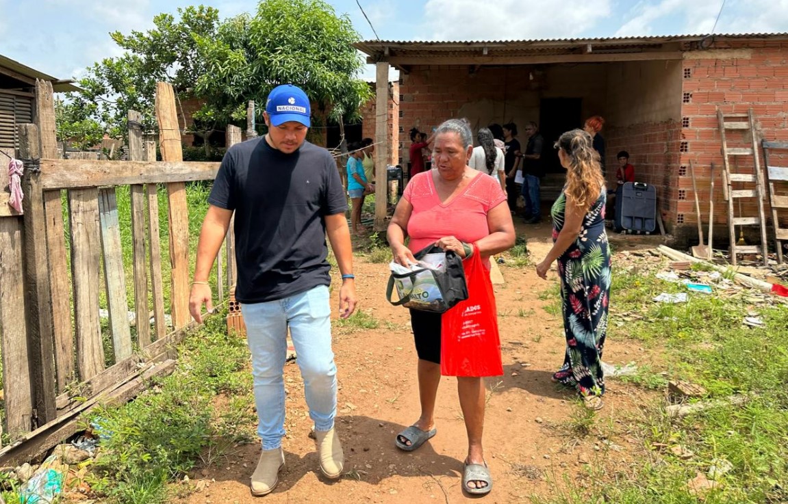 ZÉ PAROCA: Vereador realiza reunião com comunidade no Três Marias e ouve demandas