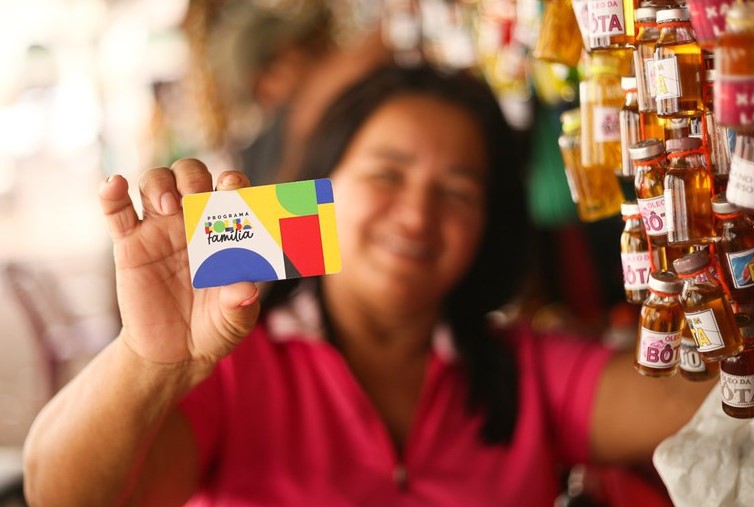 BOLSA FAMÍLIA: Mais de 133 mil famílias de RO recebem o benefício a partir de hoje (19)