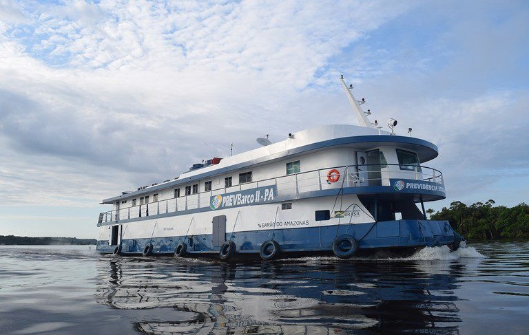 SERVIÇOS ESSENCIAIS: INSS retoma uso de barco para garantir atendimento a ribeirinhos na Amazônia