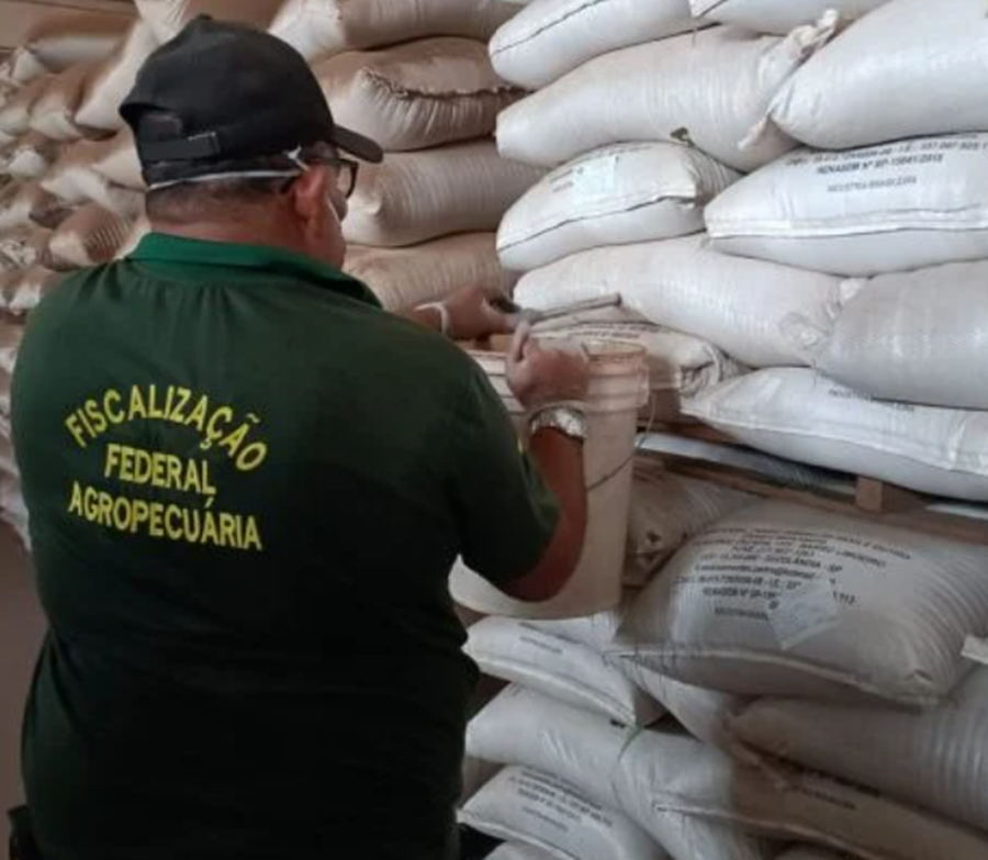 ANÁLISE: Ministério da Agricultura suspende venda de sementes