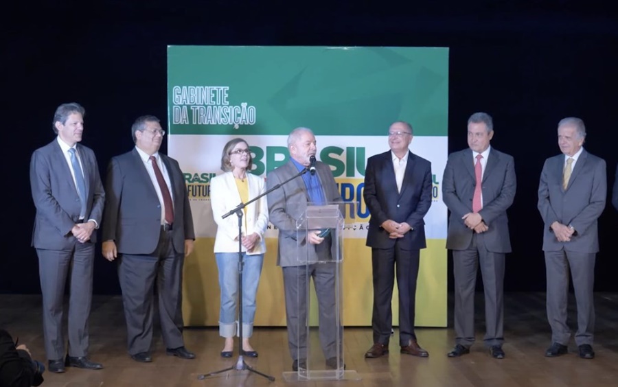 TIME: Lula anuncia cinco ministros; Haddad é confirmado na Economia