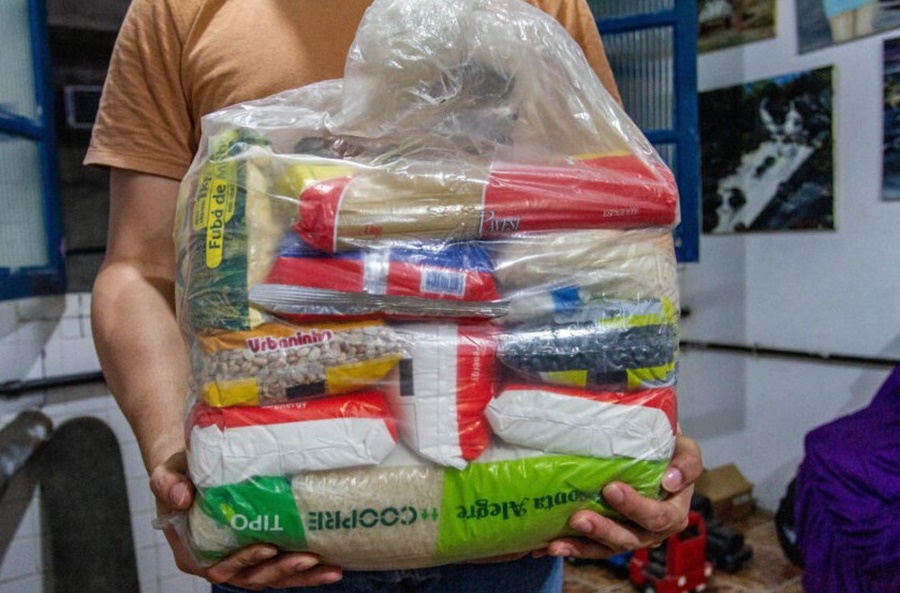 AÇÃO: Energisa doa cestas básicas para famílias do bairro Nacional