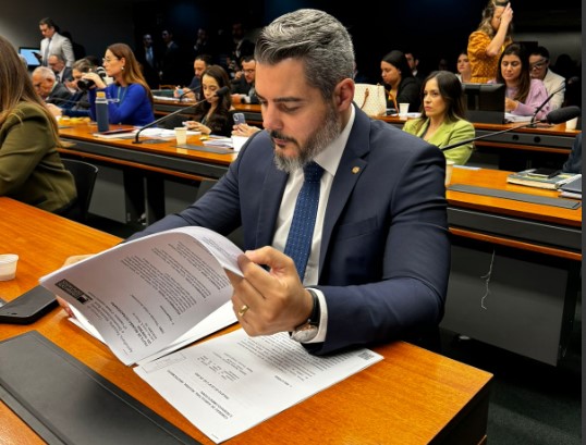 THIAGO FLORES: INSS monta força-tarefa para desbloquear benefícios do BPC com atuação do dep