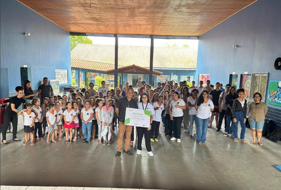 JI-PARANÁ: Escola rural recebe melhorias do projeto Escola Transforma