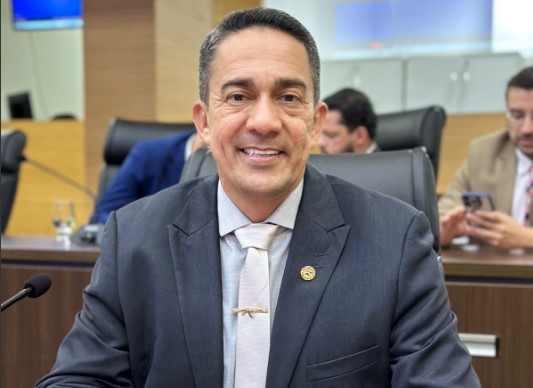 EYDER BRASIL: Deputado homenageia IPERON com Medalha de Mérito Legislativo