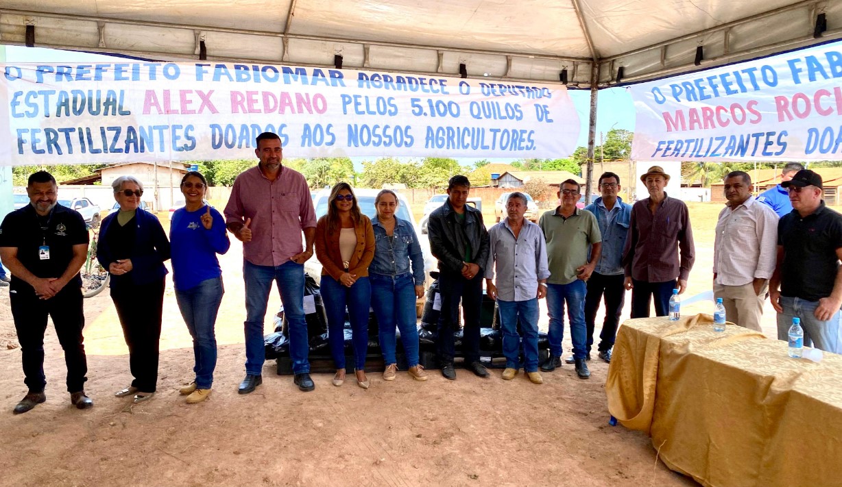 ALEX REDANO: Emenda garante entrega de 5 toneladas de fertilizantes em Costa Marques