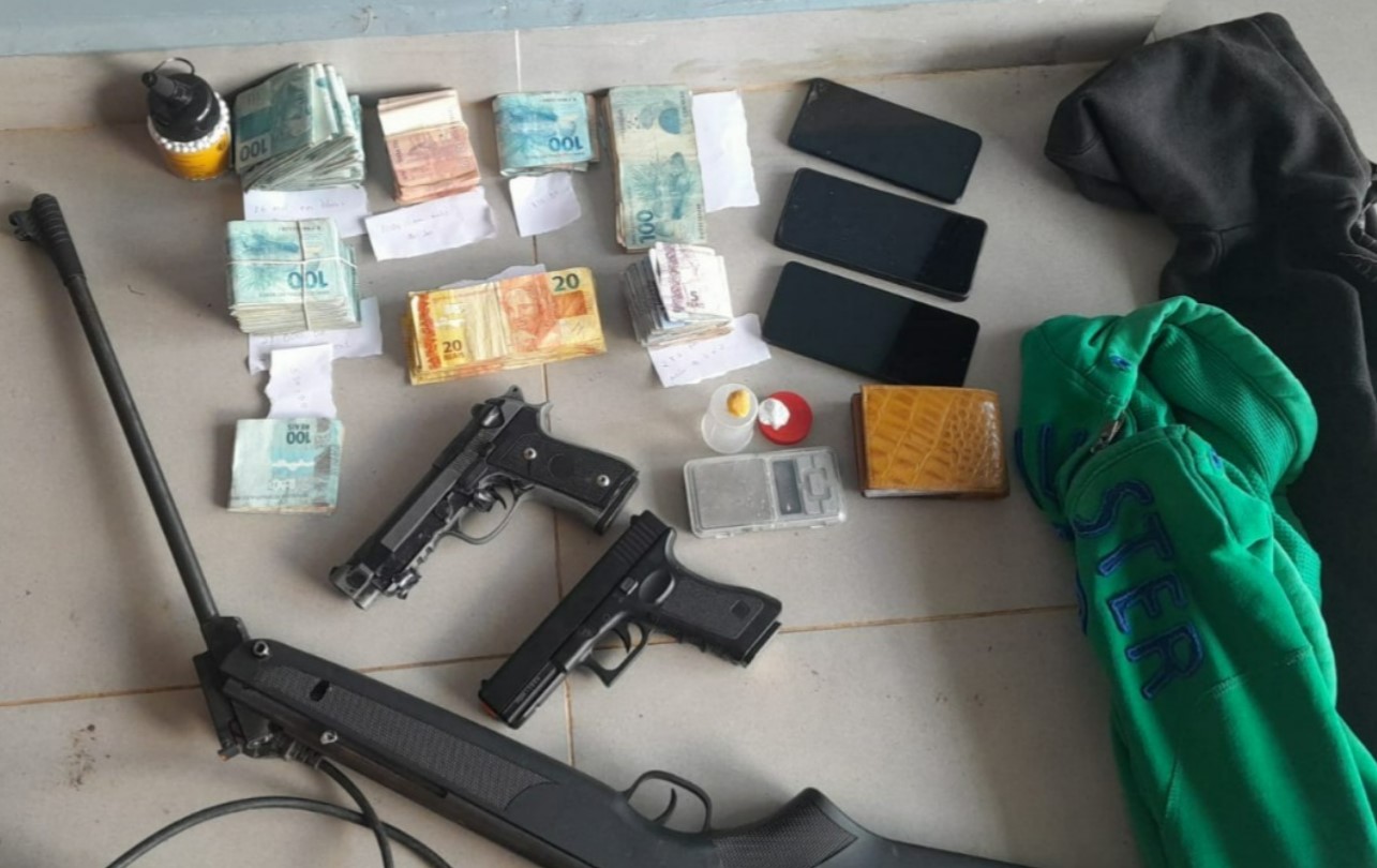 CEREJEIRAS: PM recupera mais de R$ 41 mil, prende suspeito e apreende menor após furto