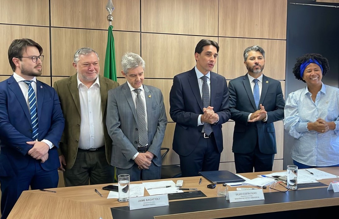 MARCOS ROGÉRIO: Senador celebra autorização para licitação do novo terminal de Ji-Paraná