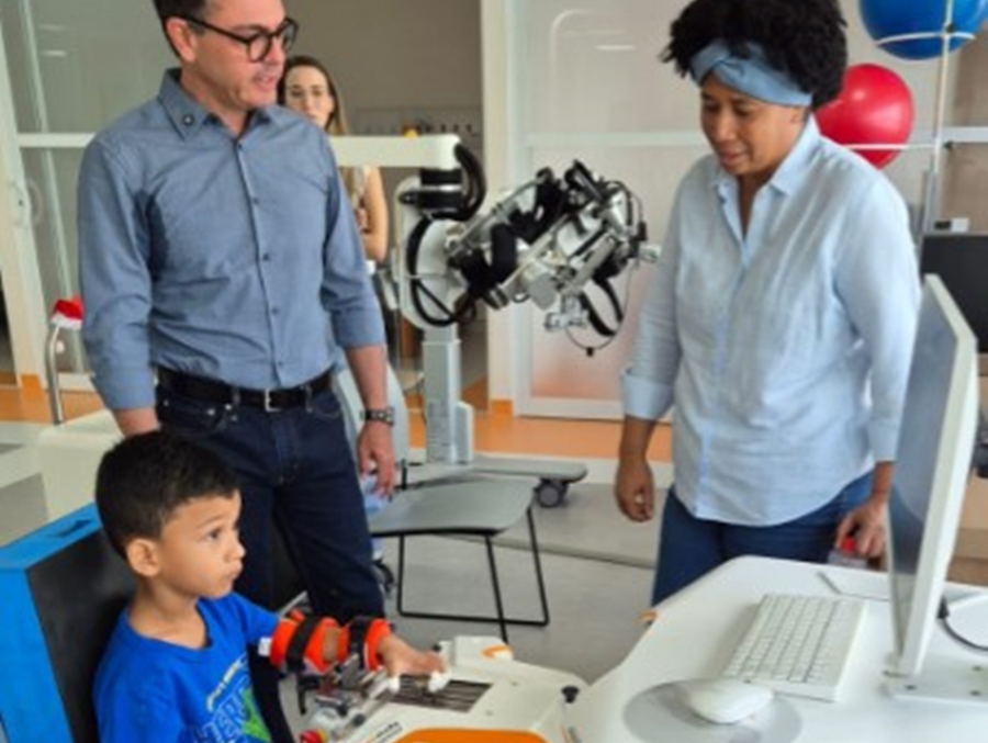 SILVIA CRISTINA: Deputada apresenta trabalho do Centro de Reabilitação ao vice-governador