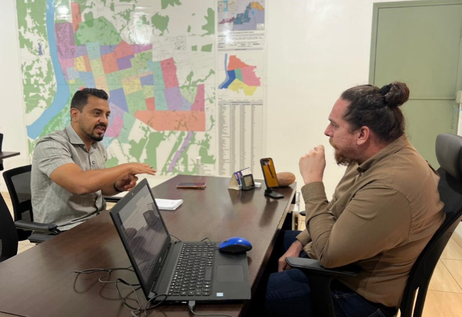 DR. GILBER: Vereador discute ações de limpeza e urbanização com secretário da SESB