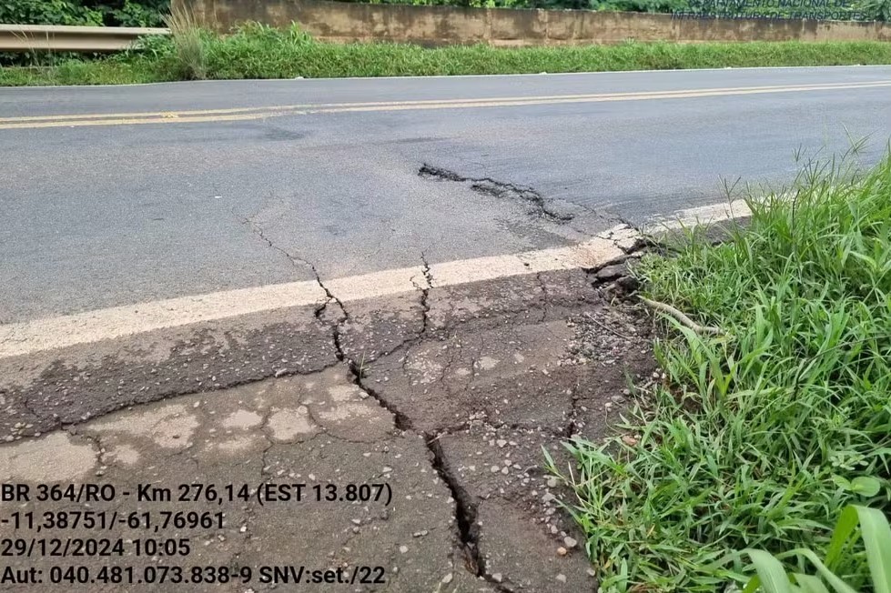 RISCO: Ponte ameaça desabar e deixar RO e AC isolados do país