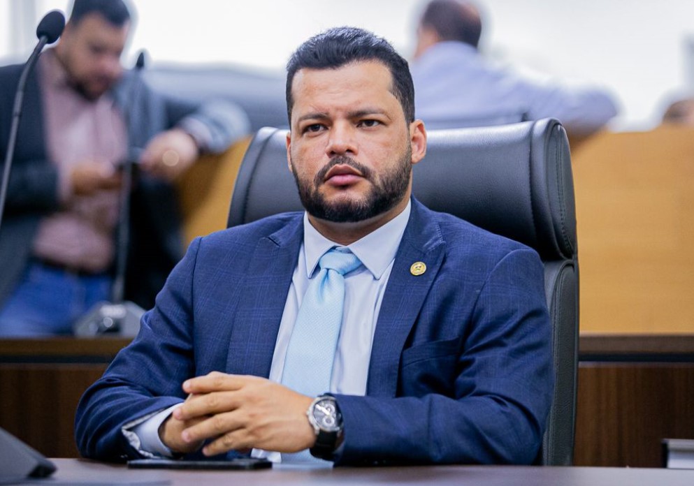 EDEVALDO NEVES: Deputado cobra retomada das cirurgias neurológicas e contratação de especialistas