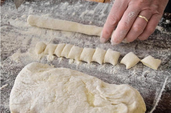 VEJA O SEGREDO: Faço meu próprio nhoque com a receita das freiras