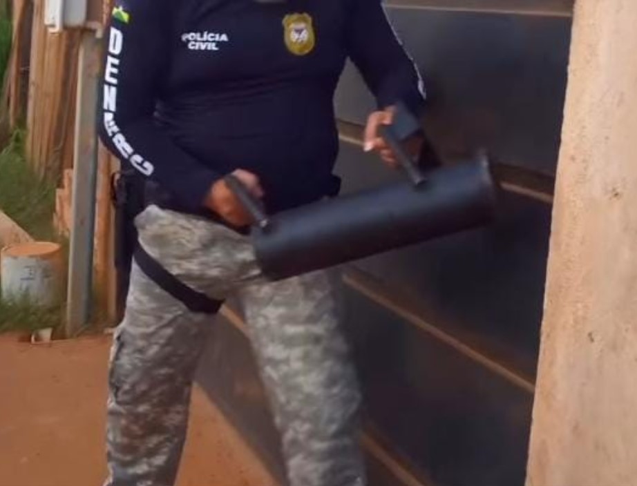 MATRIARCA: Vídeo mostra buscas e prisões durante operação do Denarc