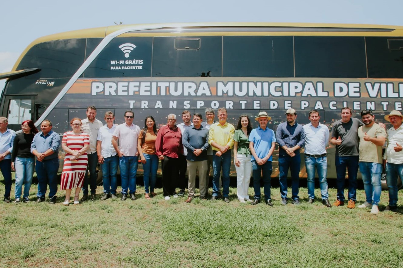 LUIZINHO GOEBEL: Deputado destaca ação de senador na entrega de ônibus tipo leito para a saúde