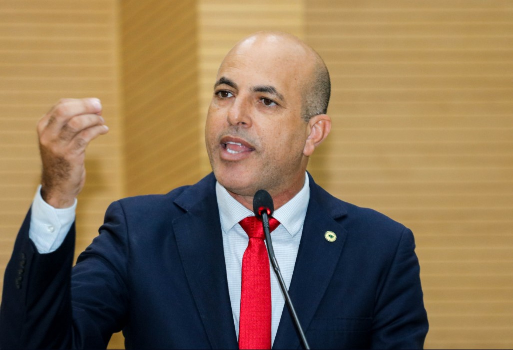 ISMAEL CRISPIN: Deputado defende reconhecimento do tempo de serviço de servidores na pandemia