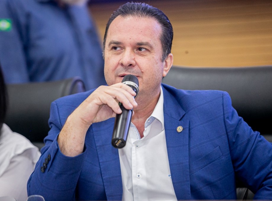 LUIS DO HOSPITAL: Deputado conduz audiência pública sobre monilíase do cacaueiro na ALE-RO