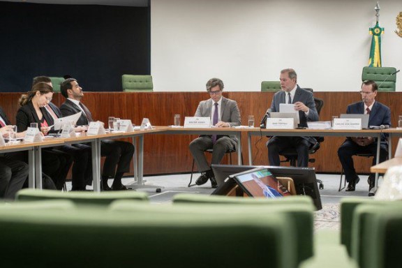 INSS: Governo Federal quer começar a ressarcir aposentados em julho