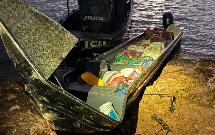 AÇÃO: FICCO/AM realiza prisões em flagrante e apreende cerca de 800 kg de drogas