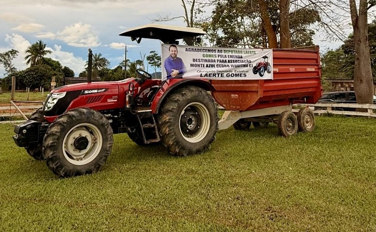 LAERTE GOMES: Deputado viabiliza trator e fortalece produção rural em distrito de Machadinho