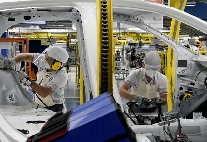 SEGUROS E ECONÔMICOS: Governo Lula zera IPI para carros nacionais mais sustentáveis