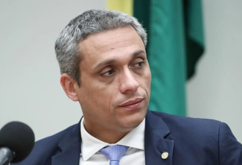 INQUÉRITO: PF indicia deputado Gustavo Gayer por desvio de cota parlamentar