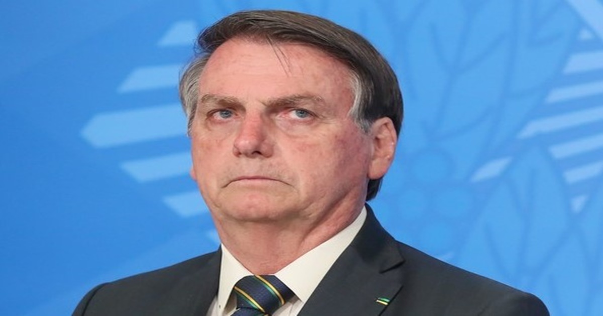 IMPACTO: Após veto de Bolsonaro, tributo para importação de absorvente é reduzido