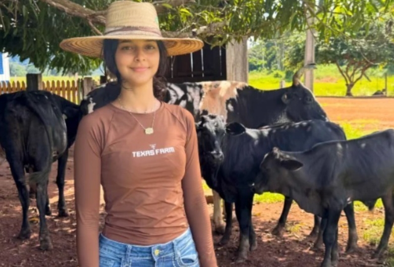 'MENINA DA PECUÁRIA': Jovem rondoniense conquista a internet mostrando a vida real no campo