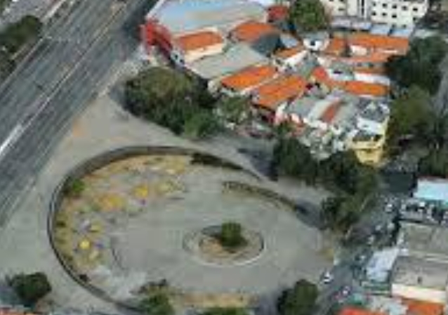 DE GALPÃO A MEMORIAL: O antes e depois do local da marcante tragédia do voo TAM 3054