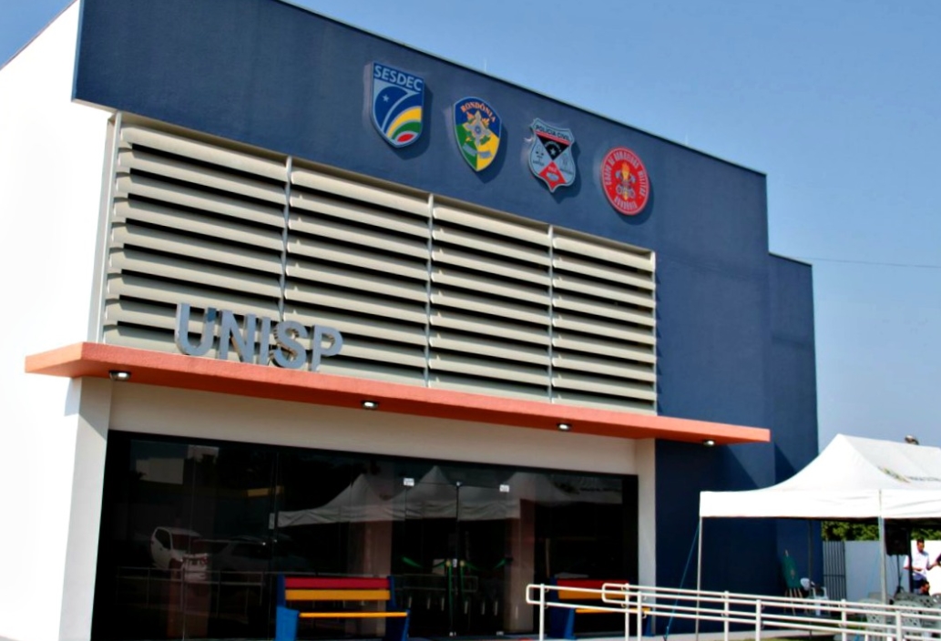 EM VILHENA: Homem expulsa mulher e enteada de casa e acusa sargento da PM de racismo