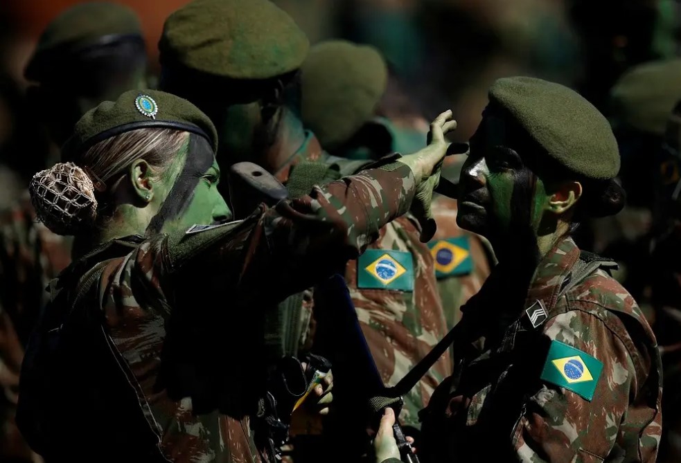 9%: Câmara aprova reajuste para militares; impacto será de R$ 5,3 bilhões em 2026