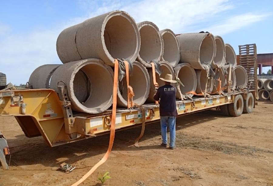 JACINÓPOLIS: Obras de asfaltamento estão próximas com chegada de materiais para drenagem