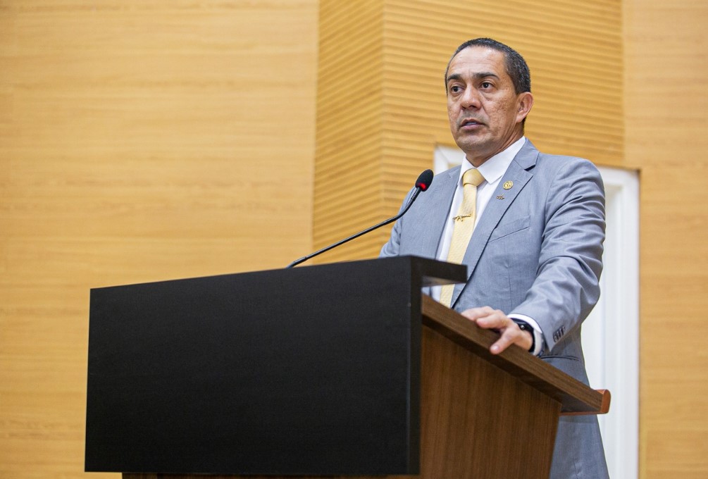 EYDER BRASIL: Deputado propõe revitalização da Praça da Pirâmide, na zona sul de Porto Velho