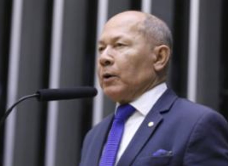 CHRISÓSTOMO: Congresso derruba veto e garante indenização a vítimas do vírus Zika